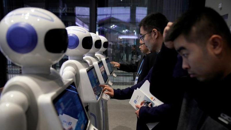 焦点:中国でIT人材の争奪戦、給与水準シリコンバレーに迫る