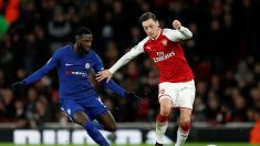 サッカー＝エジル、アーセナルと契約延長