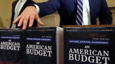 米予算教書、国防費拡大や「壁」建設費要求　社会保障などは圧縮