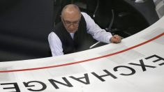 前場の日経平均は続伸、自律反発が中心　円高警戒和らぐ