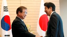 拉致問題も解決と安倍首相、韓国国家情報院長と会談