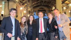 前例のないレベルの高さに主流社会が絶賛