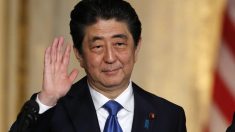 ロイター企業調査：安倍首相続投「望ましい」73％、安定重視