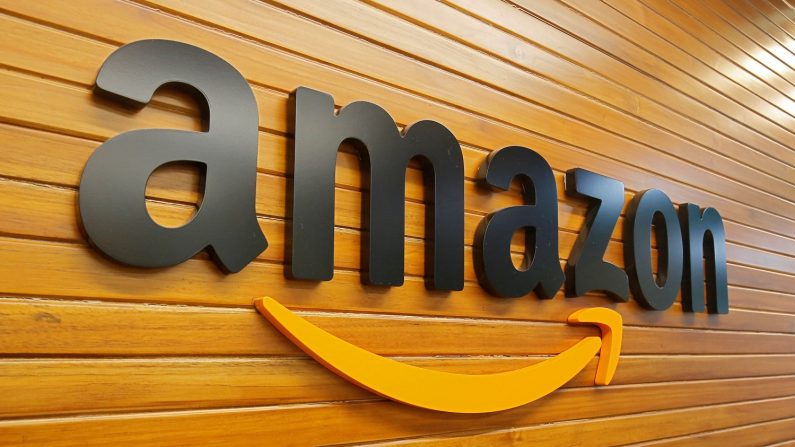 アマゾン、不在時に車のトランクへ配送するサービス開始 米国で