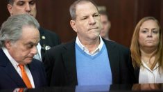 米大陪審、映画界大物プロデューサーを性的暴行で起訴　