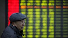 中国株　上海総合2年ぶりの安値、住宅政策転換・経済指標悪化などで