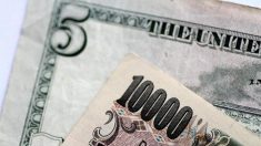 ドル一時113.08円、半年ぶり高値