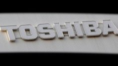 東芝の4─6月期純利益は1兆円超、メモリ売却で　既存事業は苦戦