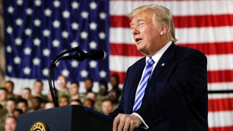 トランプ米大統領、政府のサイバー兵器配備制限を緩和=報道