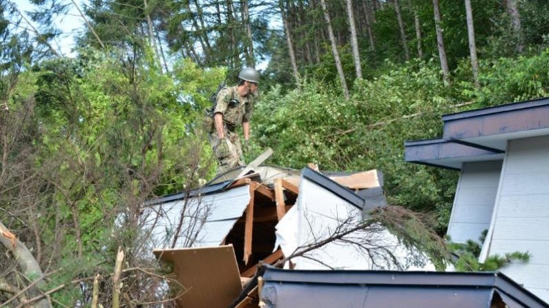 北海道地震、死者40人 政府は20%節電要請