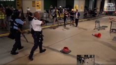 【動画ニュース】香港警察 デモ隊の44人を暴動罪で起訴 民主派市民が警察署を取り囲み抗議