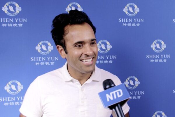 「圧巻の美声に感銘」NYタイムズベストセラー作家が神韻を絶賛