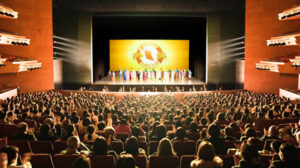 神韻、名古屋で初日公演　神伝文化の燦き届ける