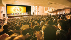 神韻が川口で初日公演、夢の舞台が各界に感動届ける